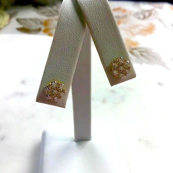 Sale $26! Yellow GP/Sterling Cz Flower Earrings - Picture 9 of 16